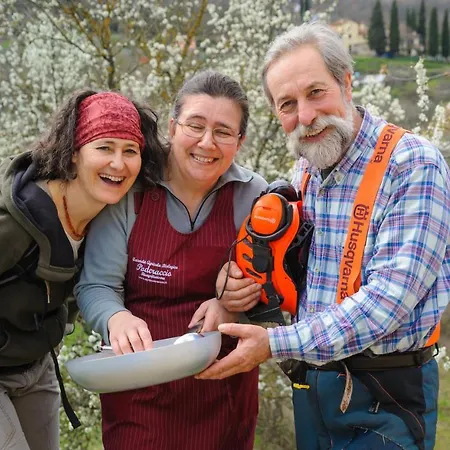 Bioagriturismo Poderaccio * 瓦尔达诺的因奇萨
